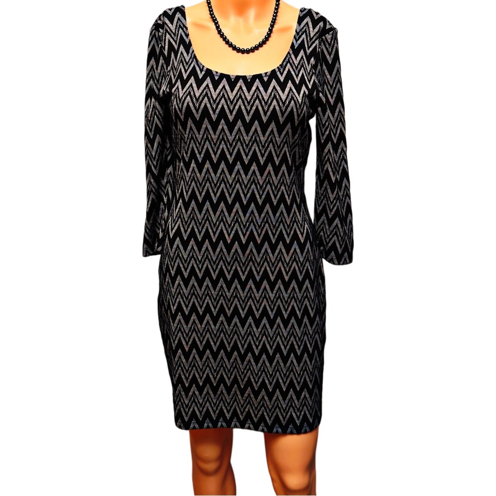 Speechless Designer Black and Gray Chevron Long Sleeve Mini Sheath Dress Sz S